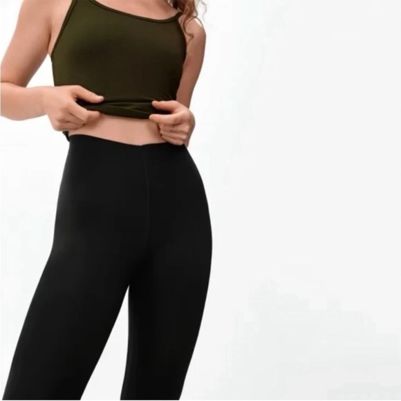 Everlane Perform Seamless Leggings - Picture 3 of 8